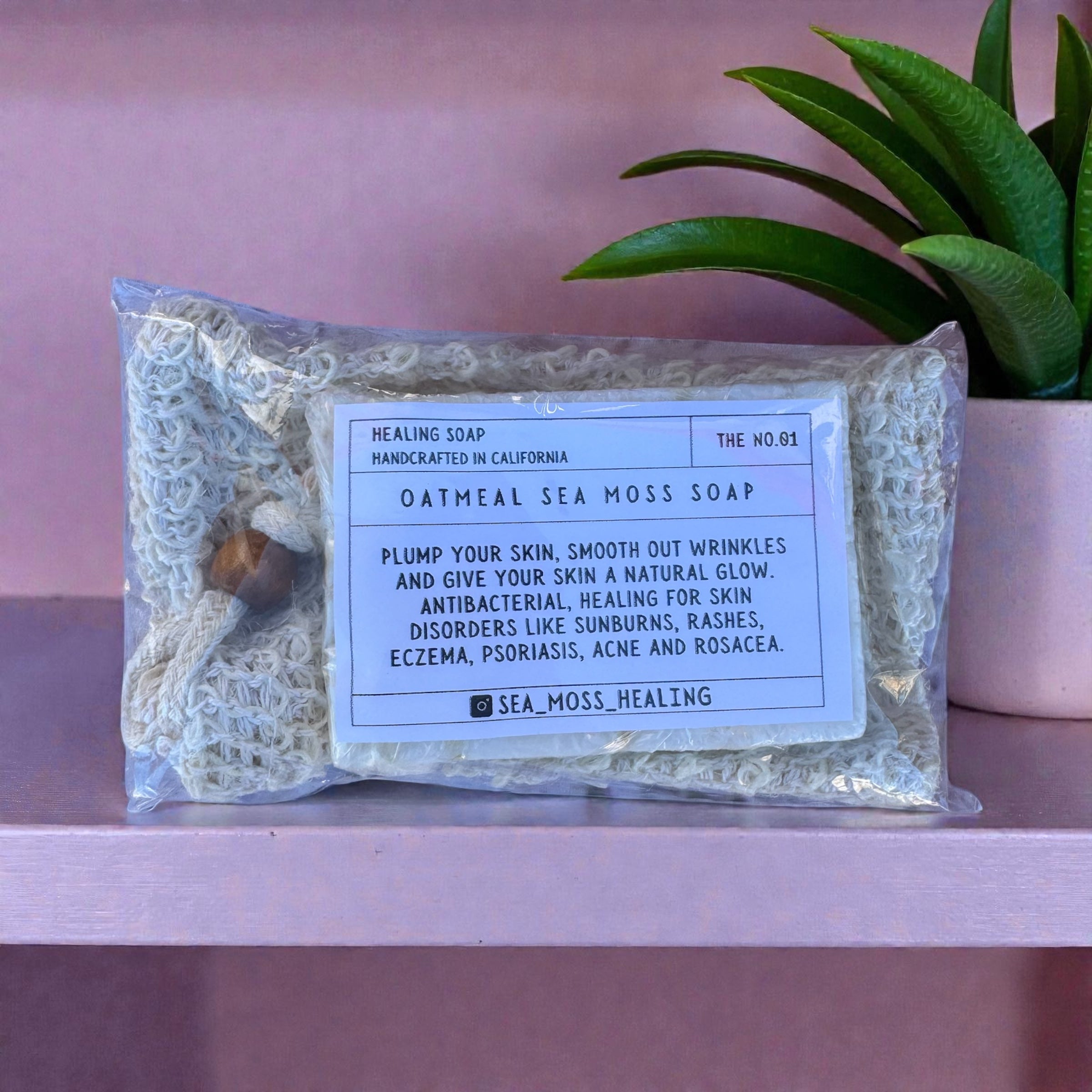 Sea Moss Oatmeal Soap + Exfoliating Loofah Bag